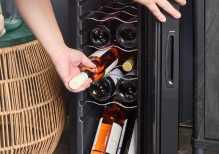 Single-Bottle Wine Chiller vs 12-Bottle vs 20-Bottle Wine Cooler - Home Upgrade Guide